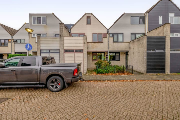 Karperveen 464 in Spijkenisse Foto