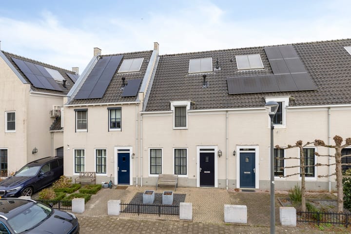 Photo of property Karthuizerserf 7, Helmond