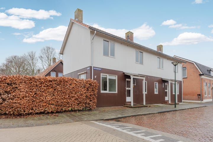 Photo of property Kartuizerstraat 1, Raamsdonksveer