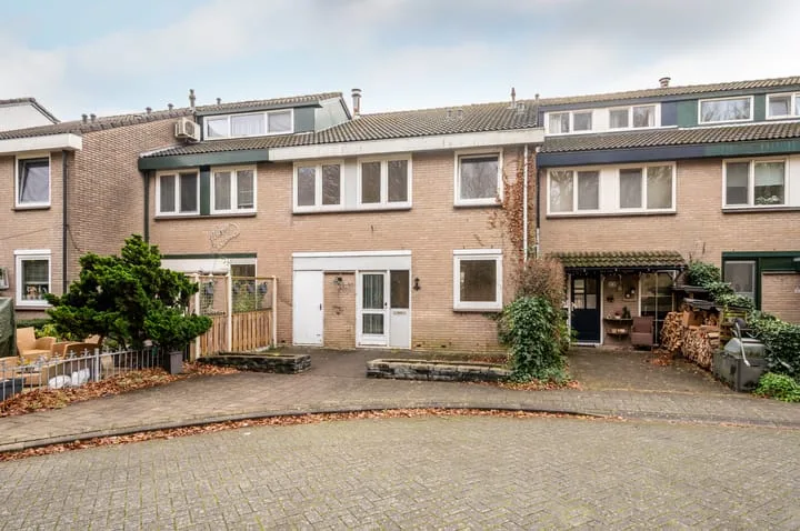 Karveel 49 49 90 en Lelystad