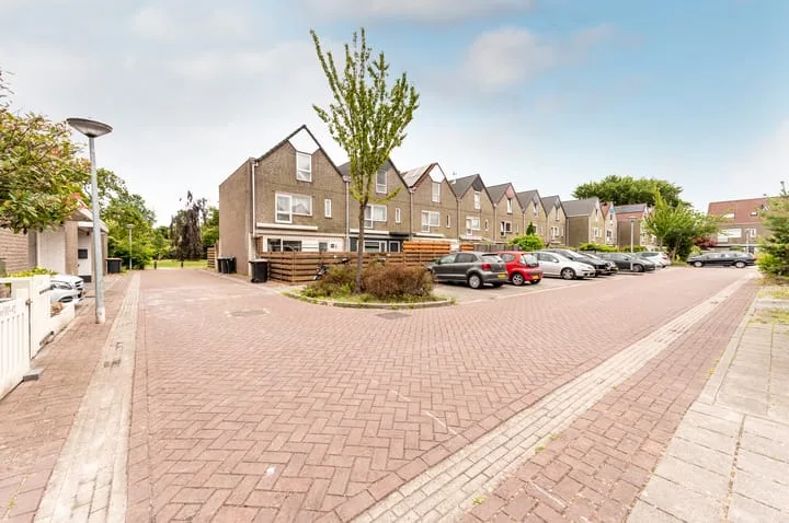 Karveel 60 45 Lelystad thumbnail 41