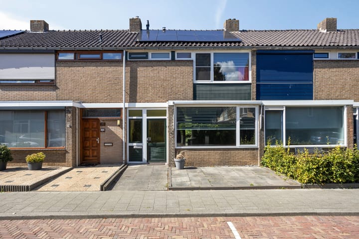 Kastanjelaan 41 en Rozenburg foto