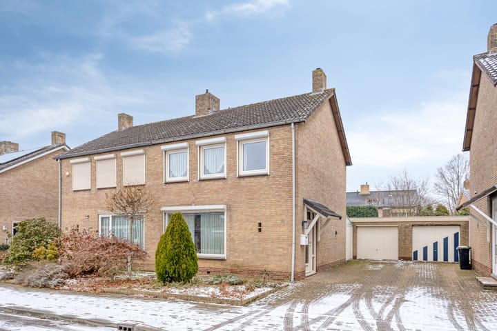 Photo of property Kasteel Aerwinckelstraat 15, Roermond