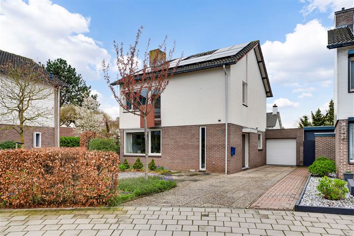 Kasteel Frymersonstraat 20 in Roermond photo