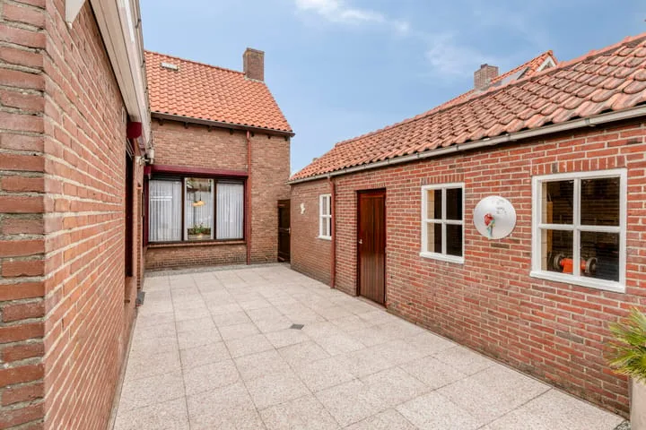 Kasteelstraat 33 Wouw thumbnail 34