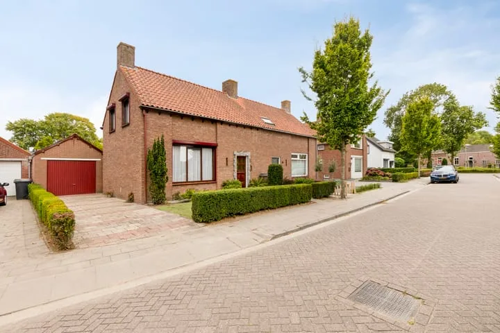 Kasteelstraat 33 Wouw thumbnail 40