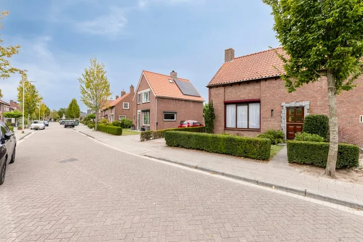 Kasteelstraat 33 Wouw thumbnail 43