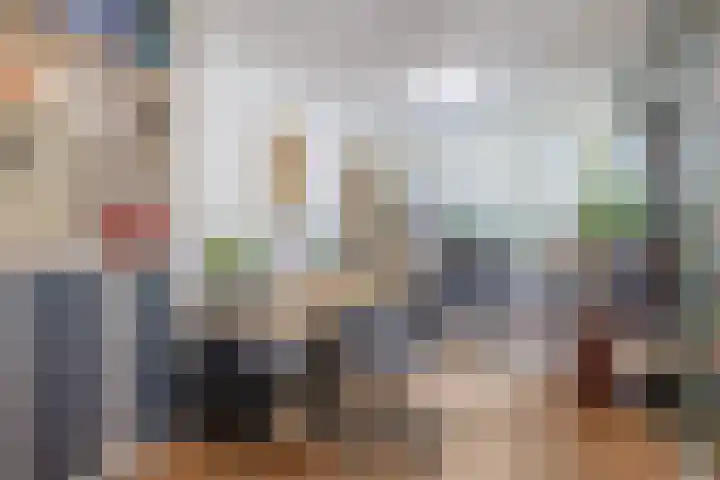 Kaukasus 25 Helmond thumbnail 22