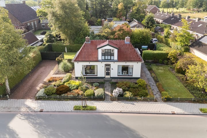 Kavelwei 22 in Broeksterwâld Foto