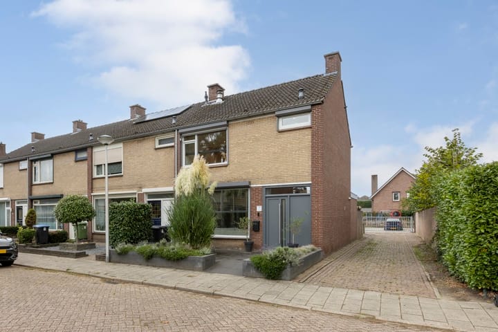 Kennedylaan 51 in Ossendrecht Foto