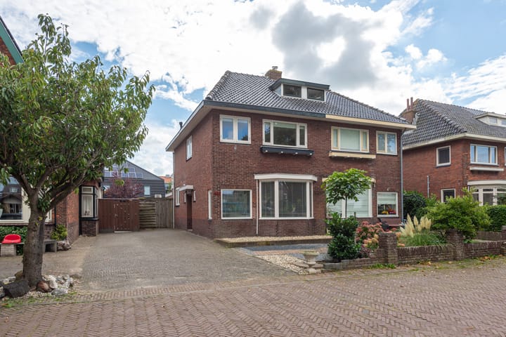 Kennemerstraatweg 558 in Heiloo photo