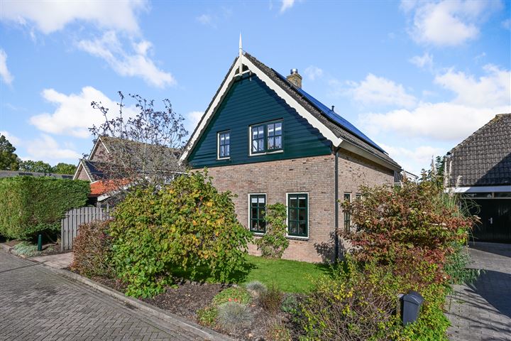 Kerkbuurt 8 in Zuidschermer foto