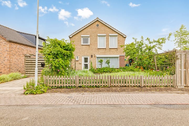 Kerkdreef 18 en Vogelwaarde foto