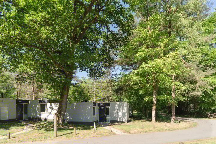 Kerkendelweg 30-39 en Kootwijk foto