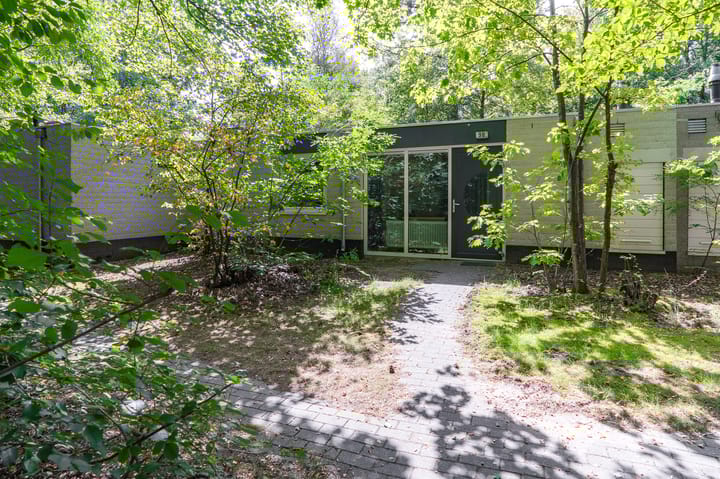 Kerkendelweg 30-98 en Kootwijk foto