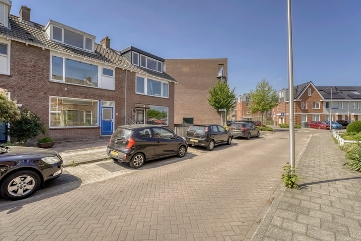 Kerklaan 13 in Zoeterwoude Foto