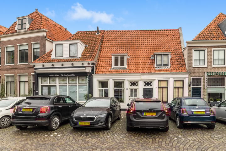 Kerkplein 19 in Hoorn