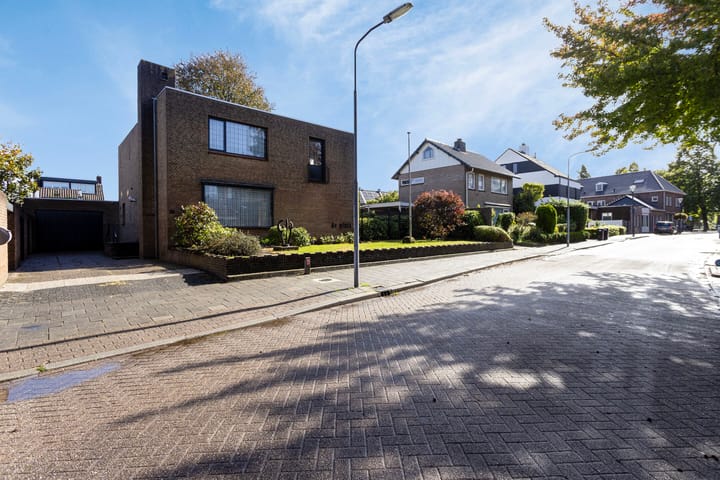 Kerkstraat 18 in Best