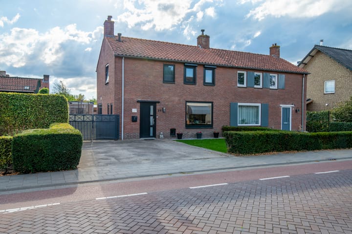 Kerkstraat 20 in Berkel-Enschot photo