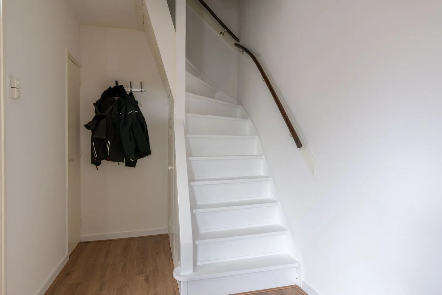 Kerkstraat 29 A Buitenpost thumbnail 11