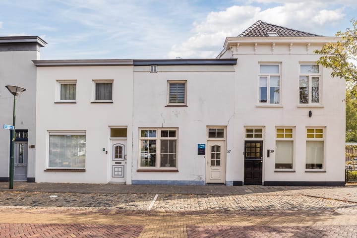 Kerkstraat 37 dans Oud Gastel photo