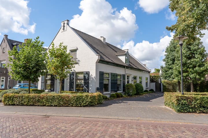 Kerkstraat 45B in Bavel foto