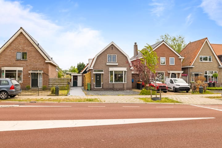 Kerkstraat 69 in Oostzaan Foto