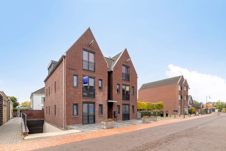 Kerkweg 1A-C in Veldhoven Foto