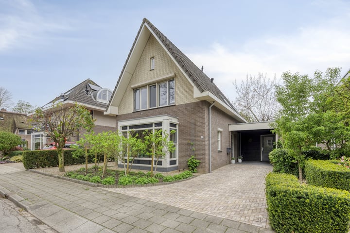 Kerkweg 22 en Vaassen foto