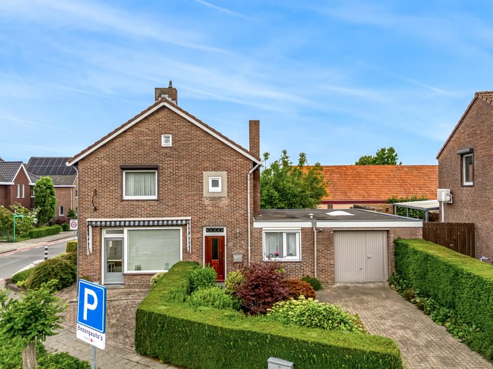 Kerkweg 30 in Puth Foto