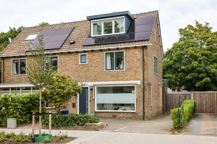 Kerkweg 52 dans Ede photo