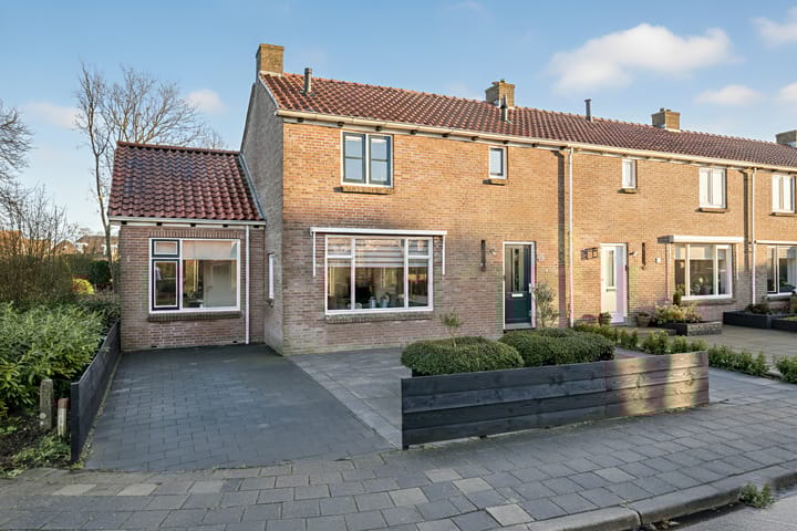 Photo of property Kerkweg 69, Venhuizen