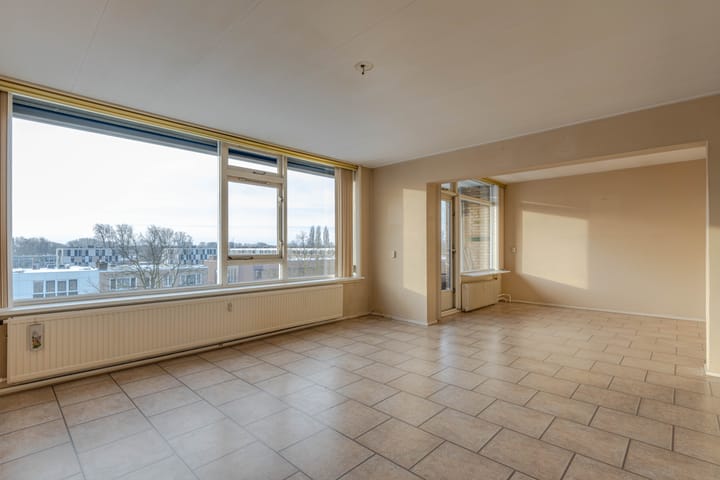 Kerkwervesingel 261 in Rotterdam photo