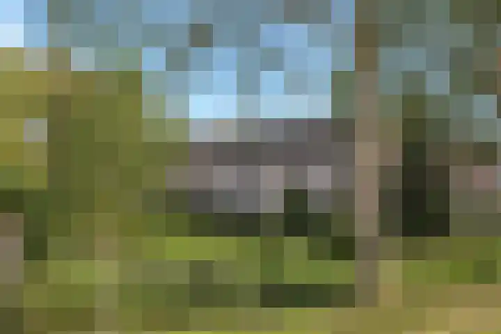 Kersendreef 15 in Arkel