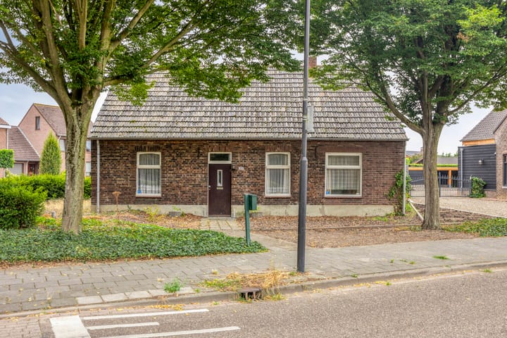 Keulseweg 168 en Reuver foto