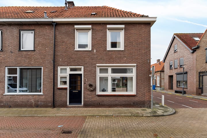 Klaas Benninkstraat 2 in Genemuiden
