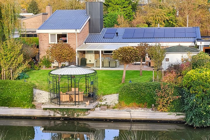 Klaas Kompaanhof 6 in Hoofddorp photo