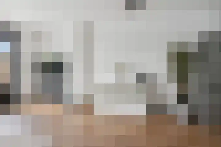 Klagerstuin 34 Zwaag thumbnail 6