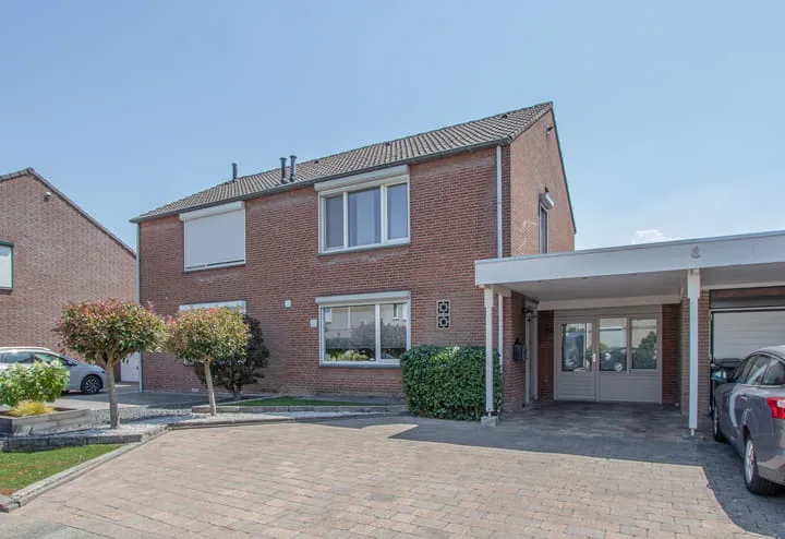 Klaproosstraat 22 Roggel