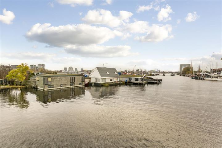 Klaprozenweg 73A in Amsterdam foto