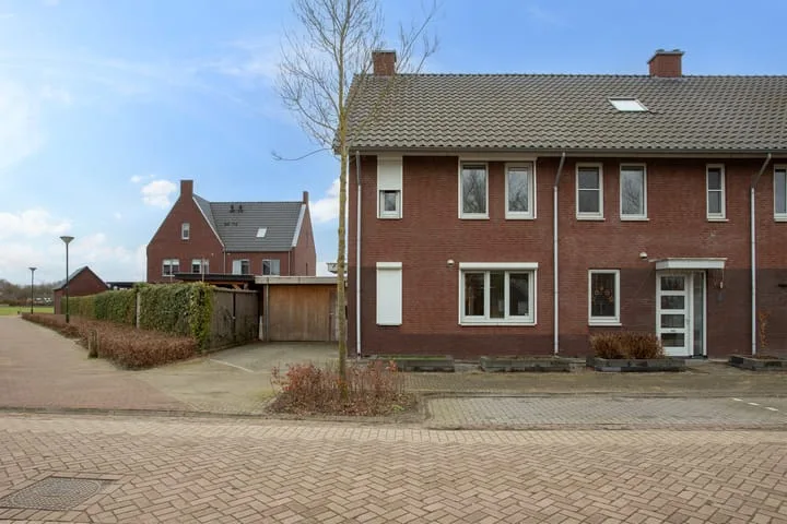 Kleine Hassel 19 Lage Mierde foto 2