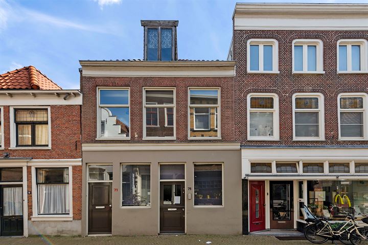 Kleine Houtstraat 71B in Haarlem foto