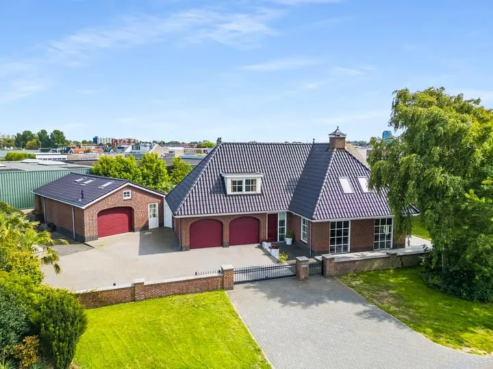 Kleine Houtweg 31 in Heemskerk