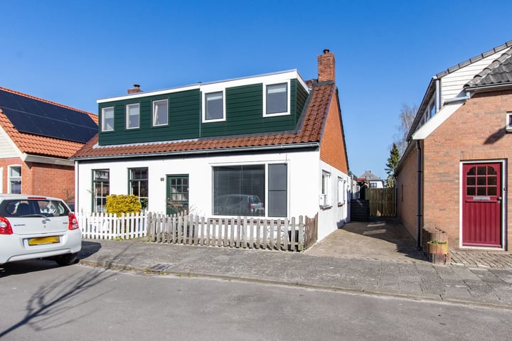 Kleinemeersterstraat 71 in Sappemeer Foto