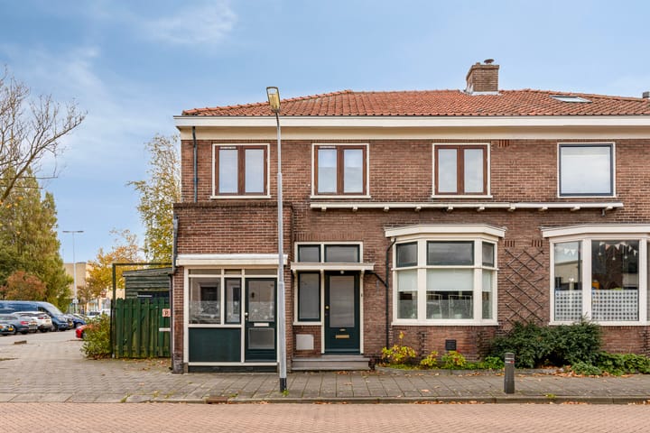 Klokbaai 25 in Zaandam photo