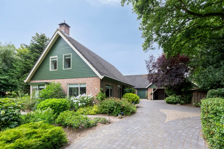 Klokhuisdijk 20 in Langedijke Foto