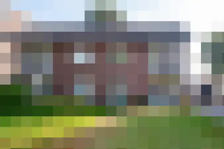 Klokkenslag 151 Emmen thumbnail 50