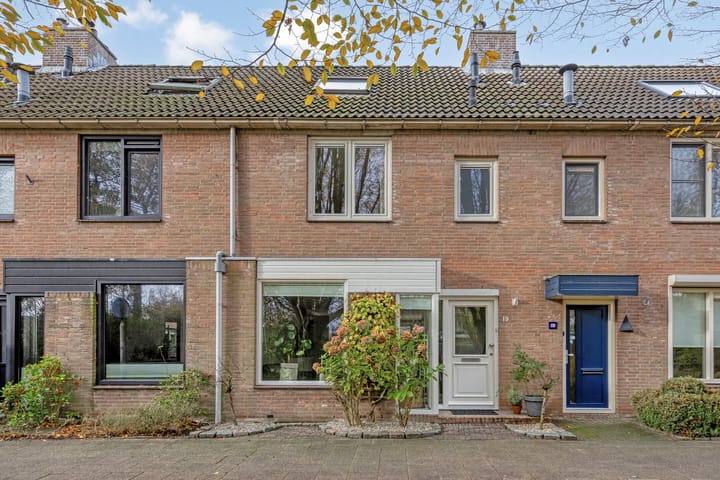 Photo of property Klompenmaker 19, Oud-Beijerland