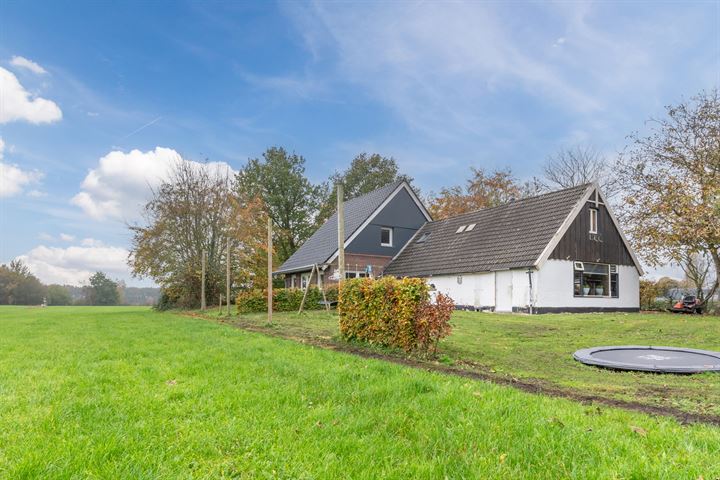 Kloosterdijk 84 in Beerzerveld Foto