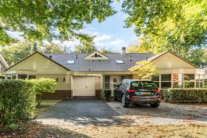 Kloosterlaan 27 in Bergen (NH) photo